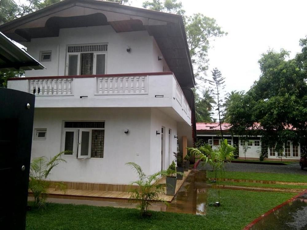 Nirmala Hotel And Restaurant Polonnaruwa Exterior photo